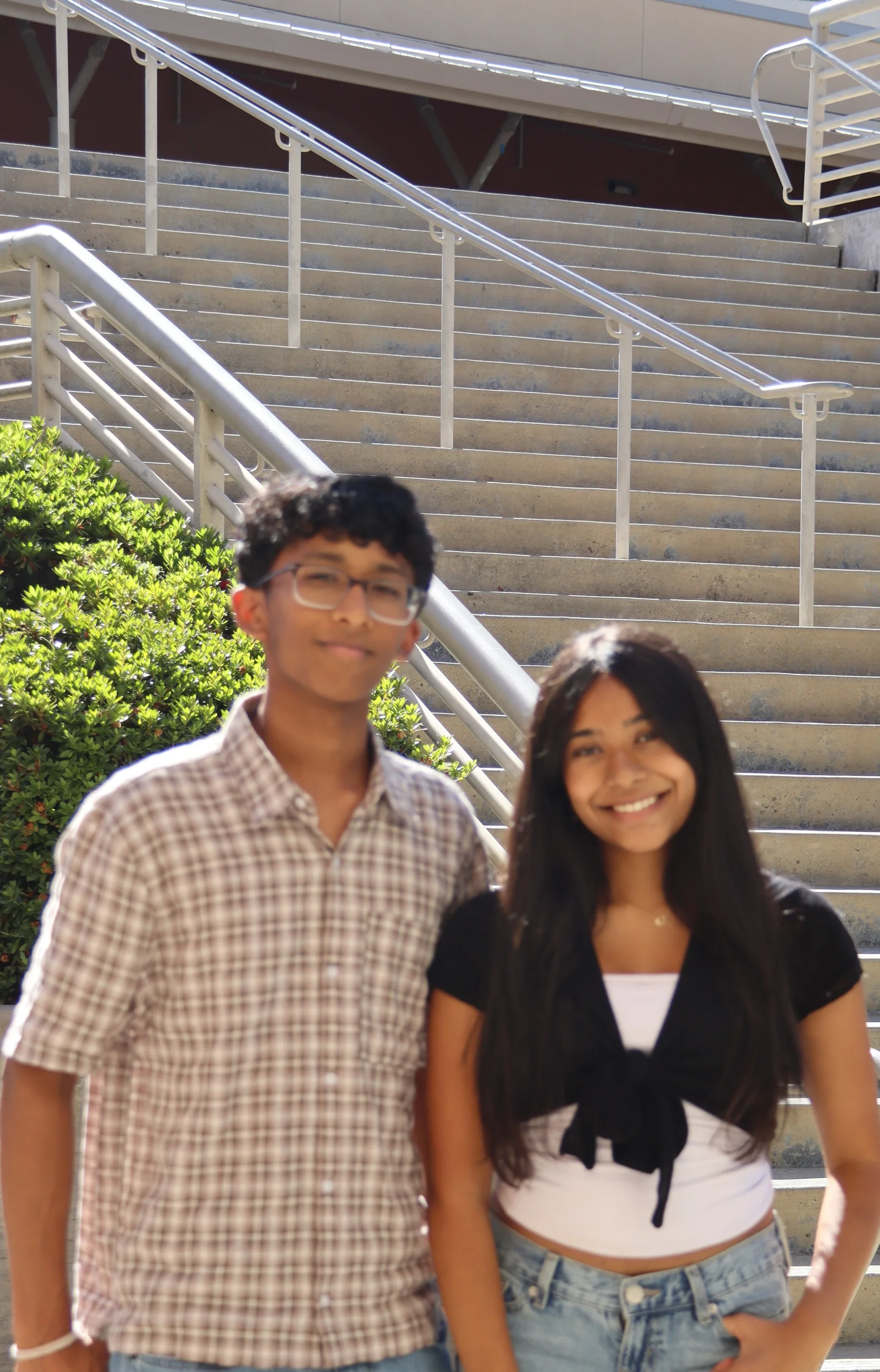 VMUNC VIII Secretary-Generals Abhi Madallapalli and Manya Maddi